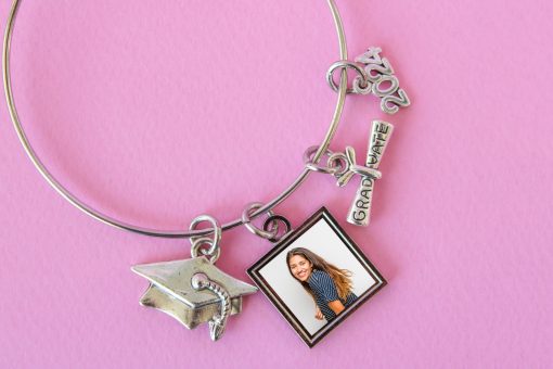 Pulsera de graduacion con foto